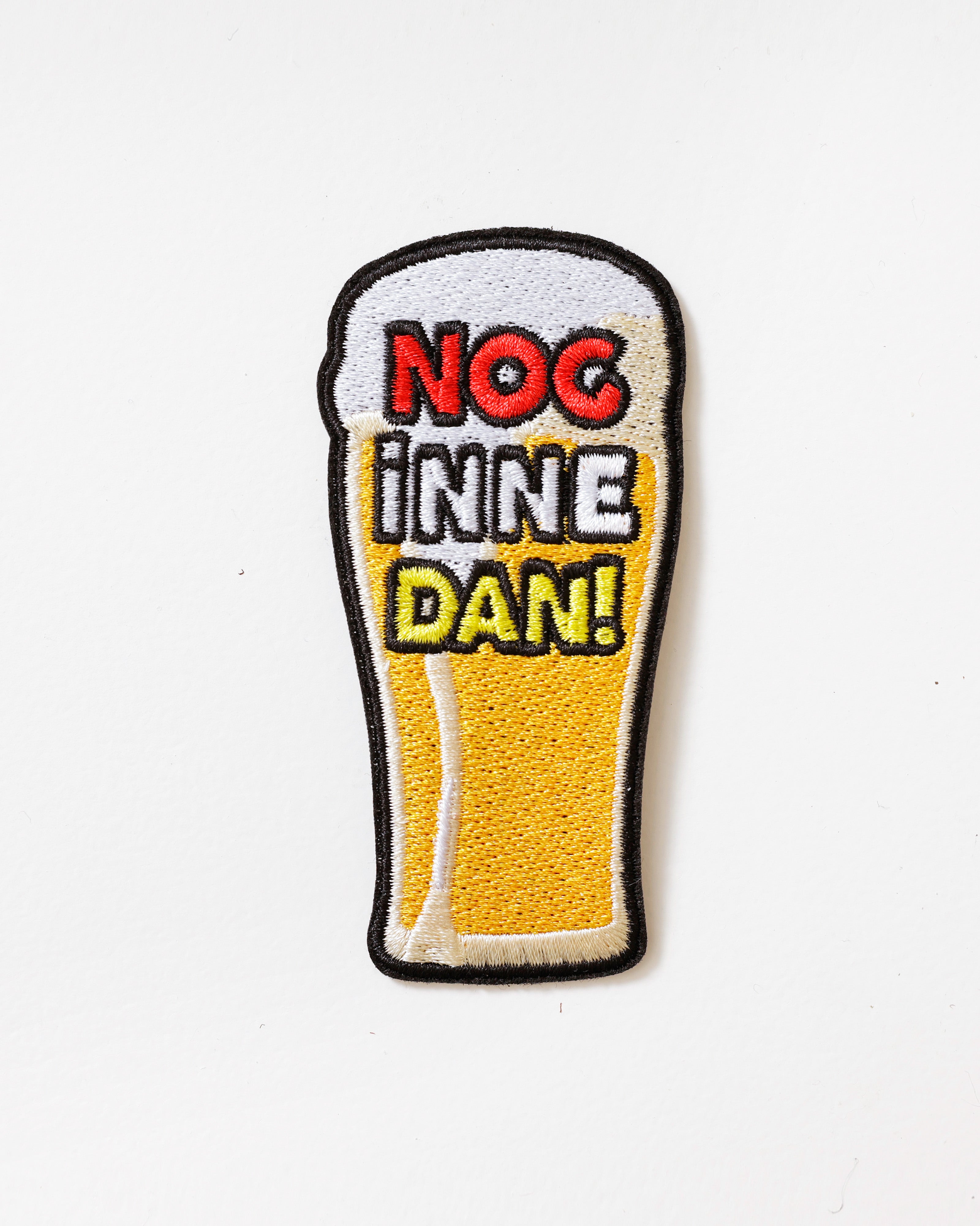 Oeteldonks Embleem bierglas ‘Nog inne dan’