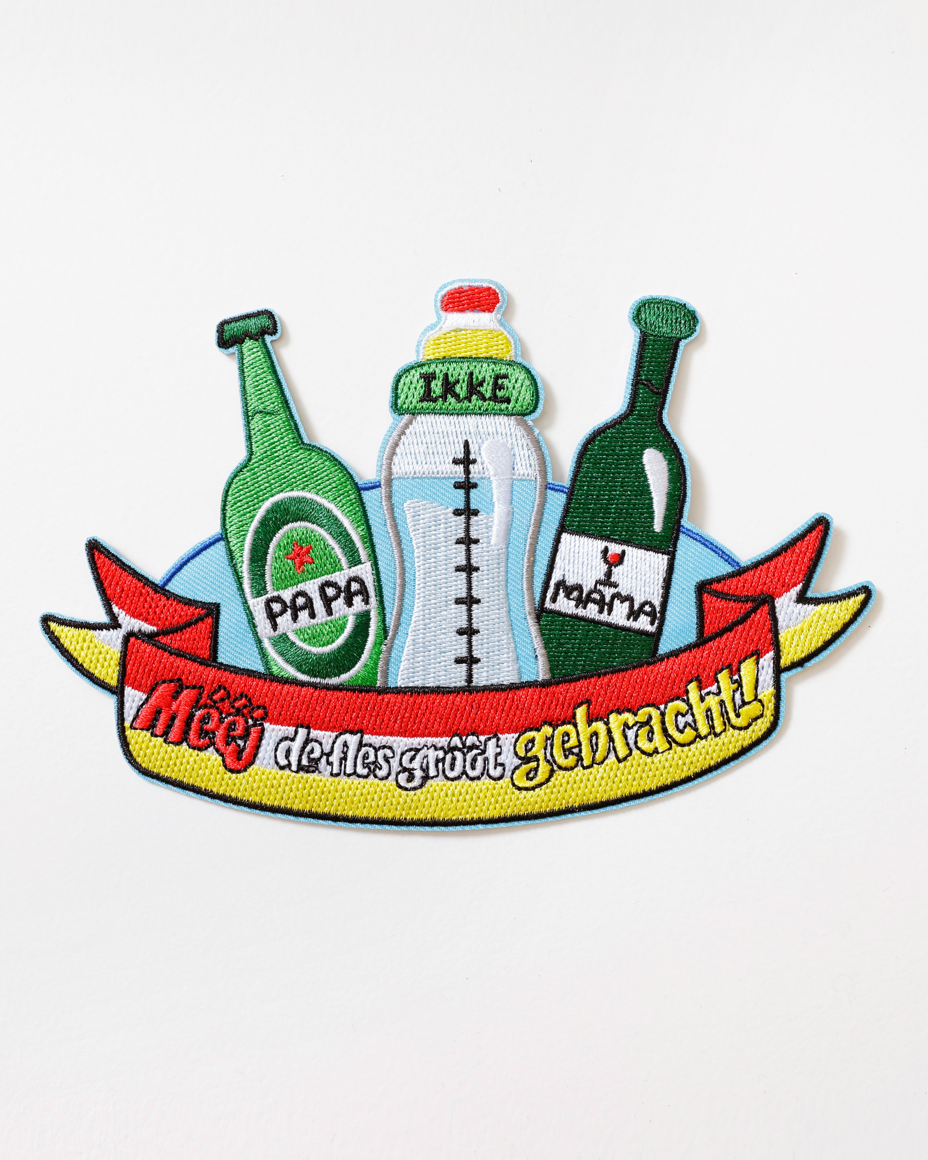 Oeteldonks Embleem Meej de Fles Groot Gebracht