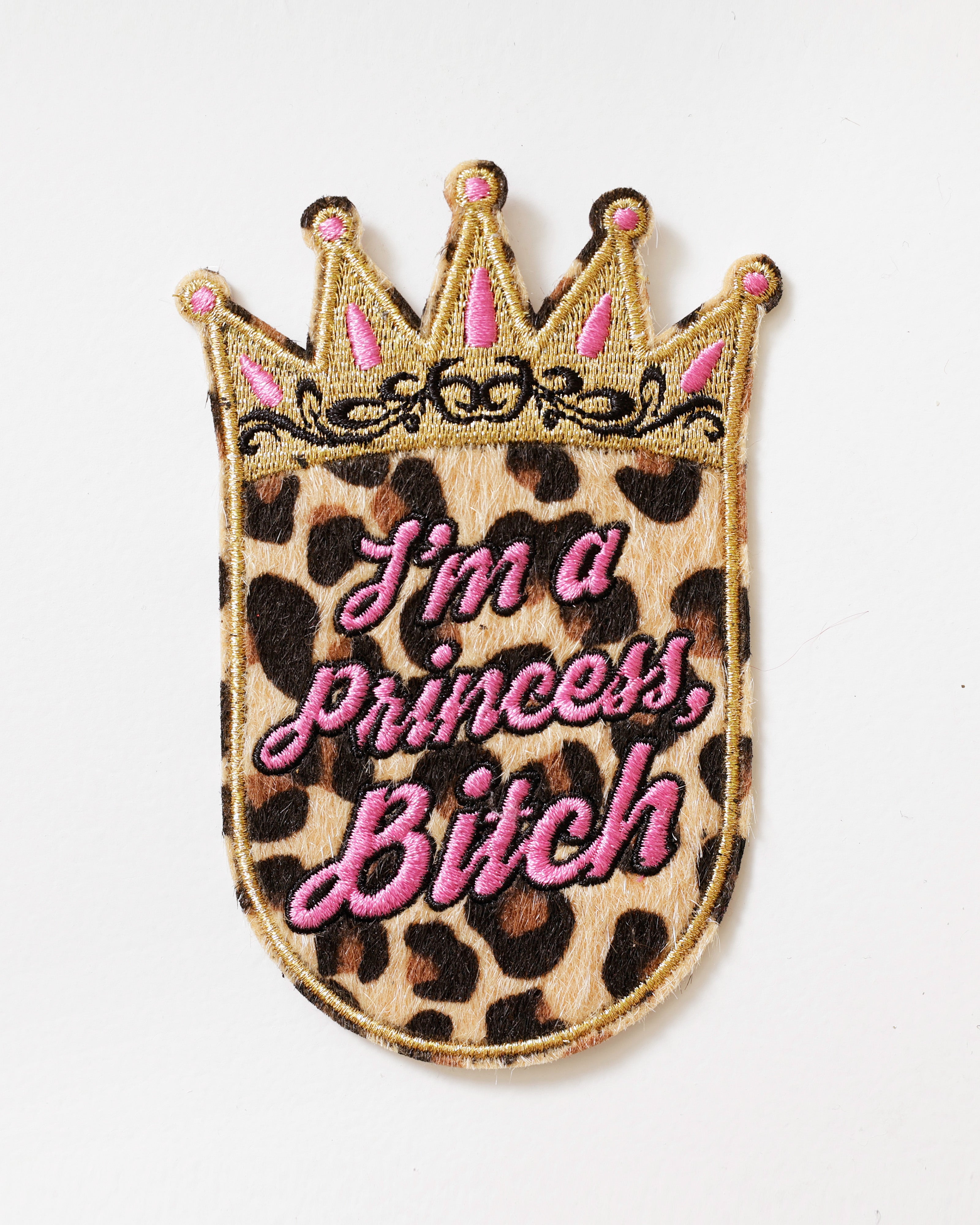 Embleem I’m a Princess Bitch – Panterprint met kroon