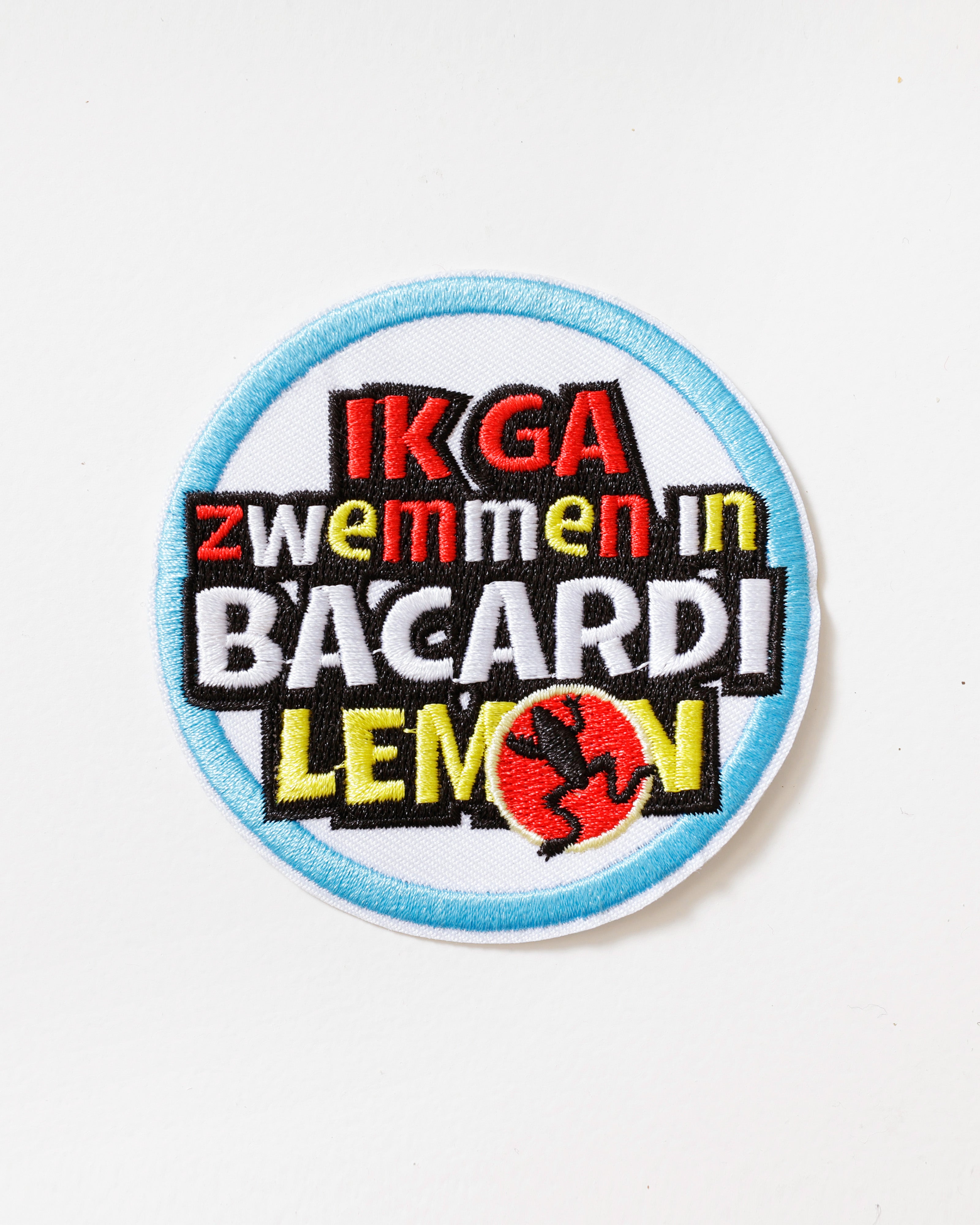 Embleem “Ik ga zwemmen in Bacardi Lemon”