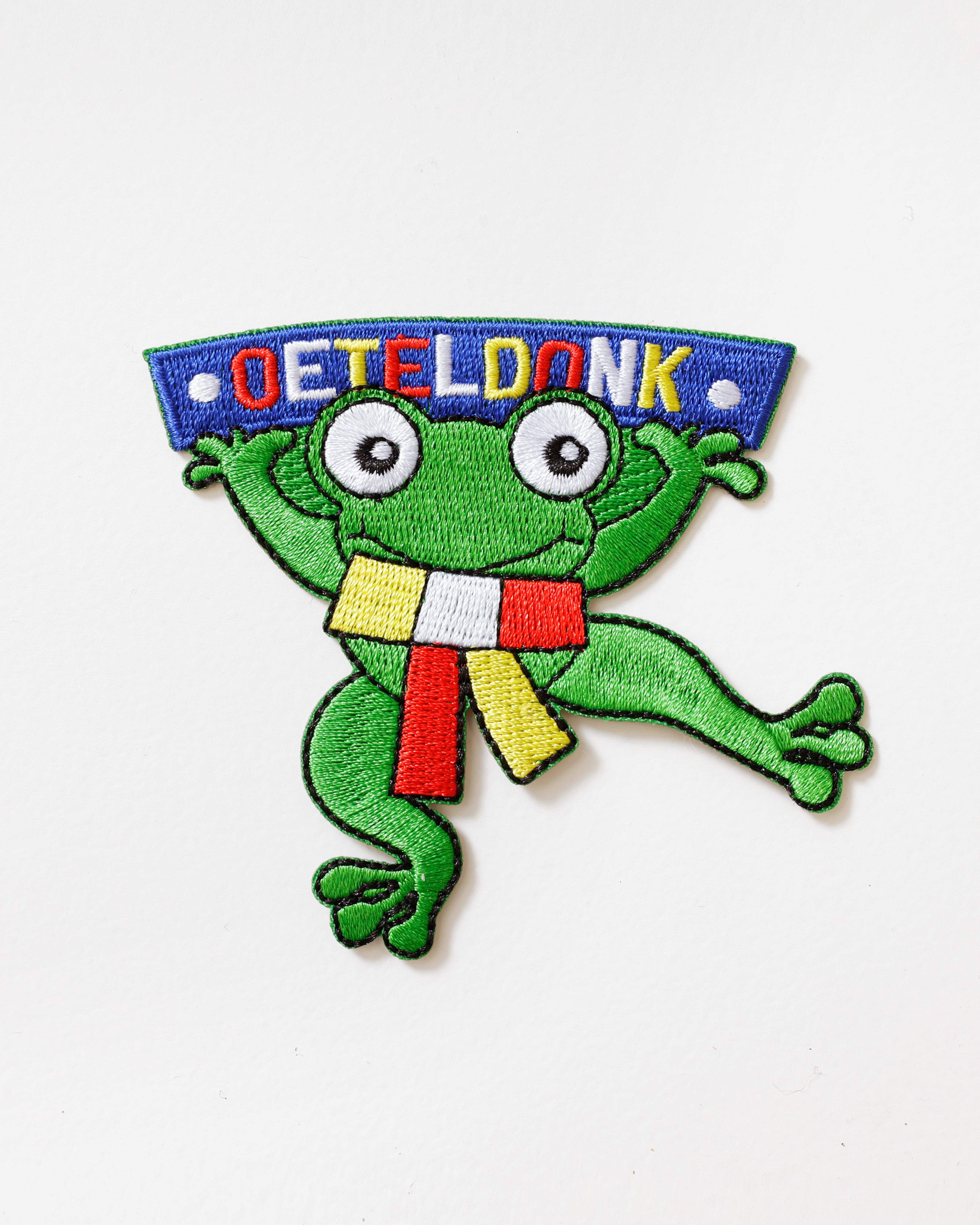 Oeteldonks embleem Kikker met Sjaal