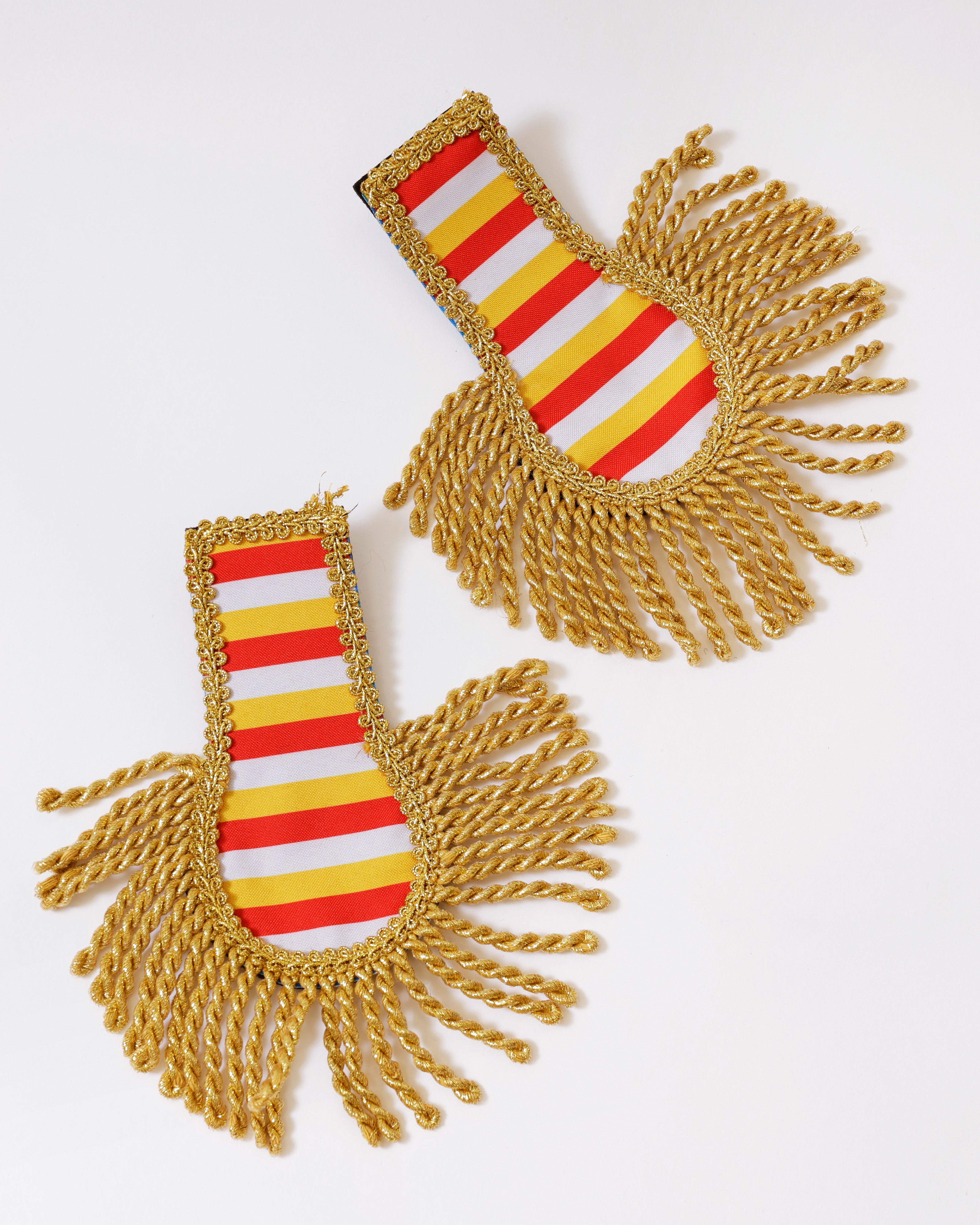 Oeteldonkse Epauletten Rood-Wit-Geel met Gouden Franjes – Set van 2