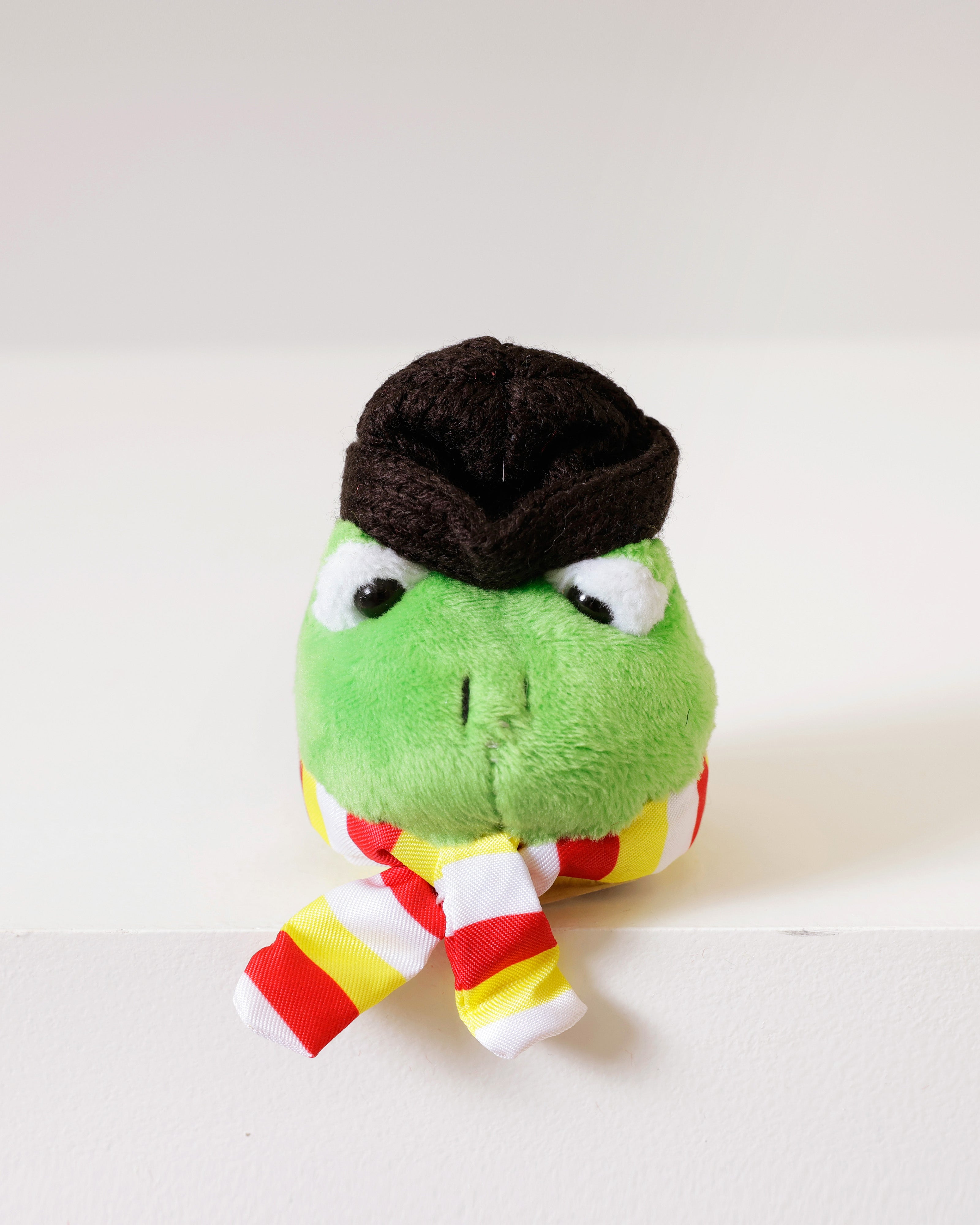 Oeteldonkse Kikkerkop Broche met Muts & Sjaal